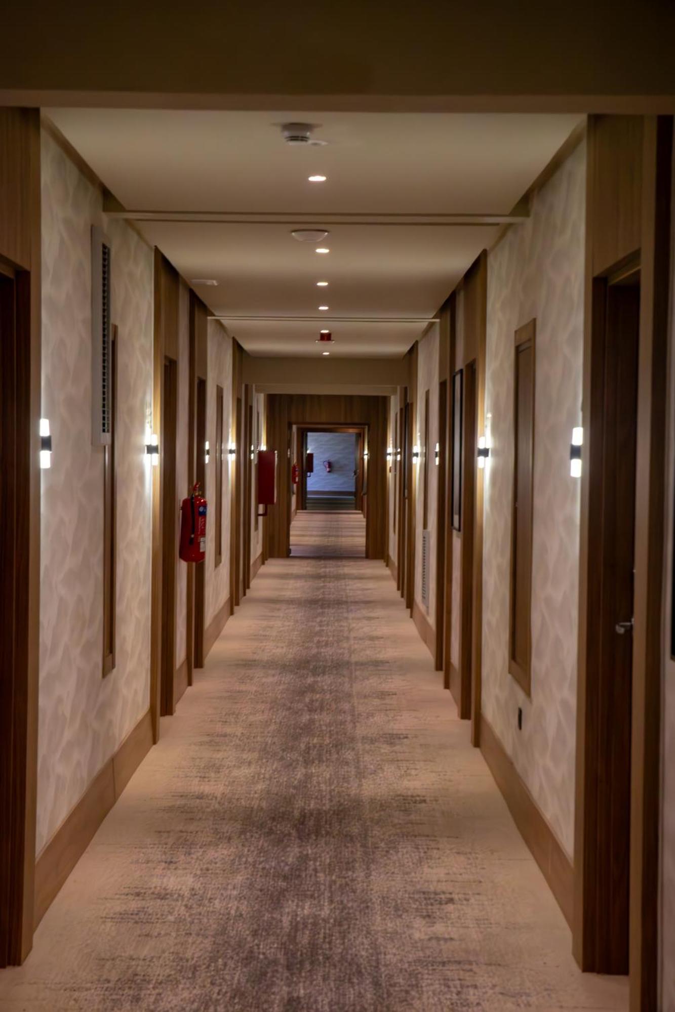 Dominium Palace 阿加迪尔 外观 照片 A corridor in a hotel