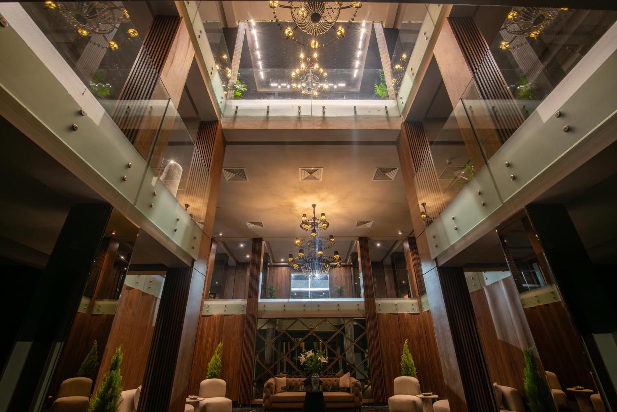 Dominium Palace 阿加迪尔 外观 照片 The lobby of the hotel