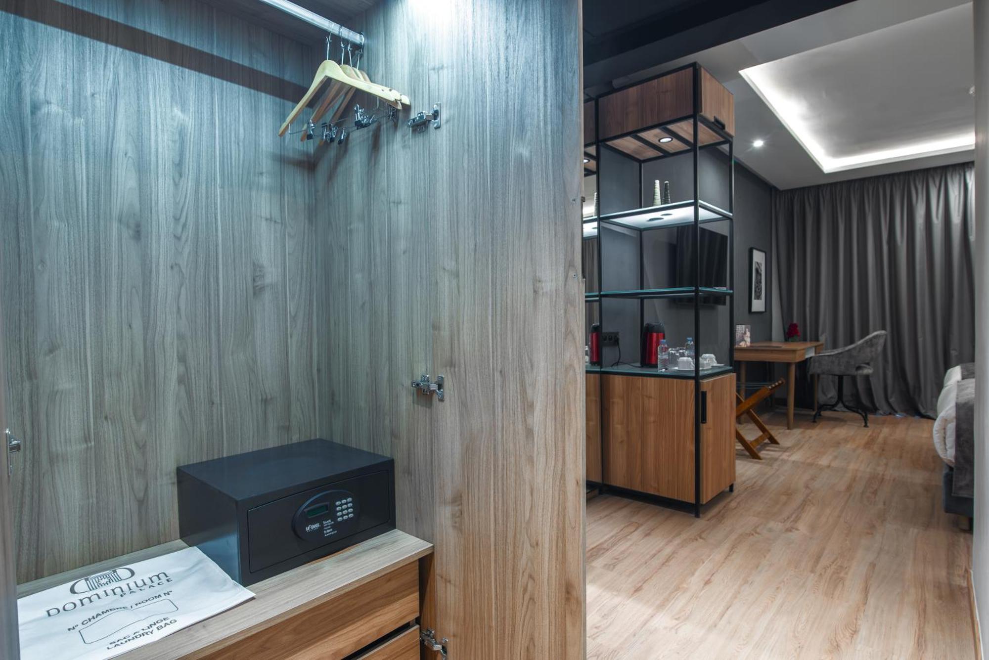 Dominium Palace 阿加迪尔 外观 照片 A safe in a hotel room